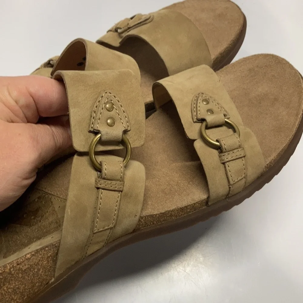 Clarks cork footbed slip‎ on sandals size 10
